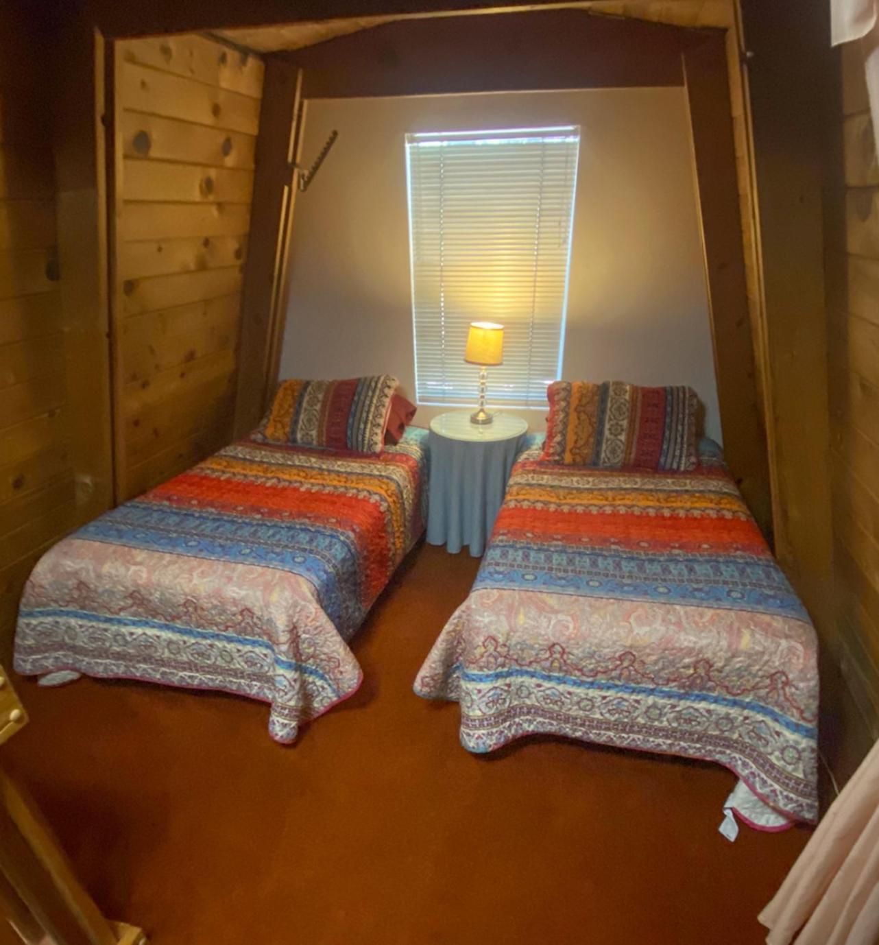 Rustic Cabin 2 - Two Bedroom Forest Lakes Estates Eksteriør bilde